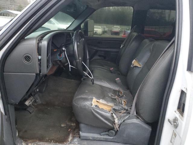 Photo 7 from auction – 2005 CHEVROLET SILVERADO with VIN 1GCHK29205E194052