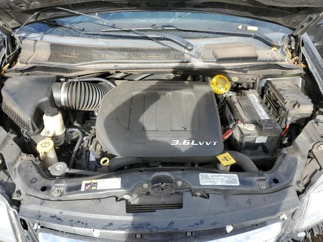 Photo 12 from auction – 2016 CHRYSLER TOWN & COU with VIN 2C4RC1BG3GR280494