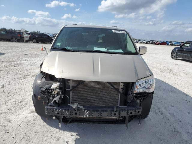 Photo 5 from auction – 2015 CHRYSLER TOWN & COU with VIN 2C4RC1BG1FR534296