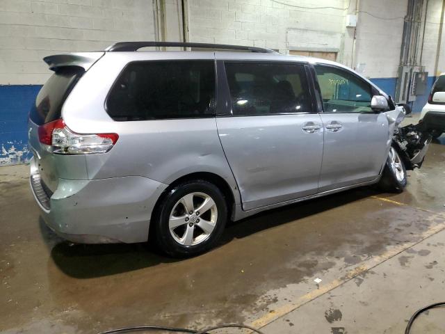 Photo 3 from auction – 2013 TOYOTA SIENNA LE with VIN 5TDKK3DC7DS377520