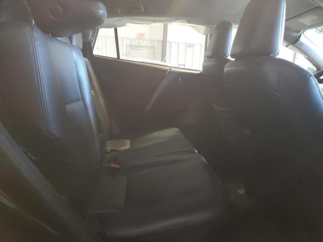 Photo 11 from auction – 2017 TOYOTA RAV4 LE with VIN 2T3ZFREV0HW328153
