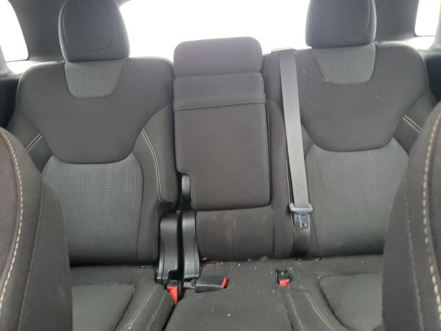 Photo 10 from auction – 2016 JEEP CHEROKEE L with VIN 1C4PJLCB2GW284197