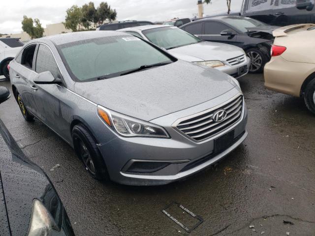 Photo 4 from auction – 2017 HYUNDAI SONATA SE with VIN 5NPE24AF6HH560730