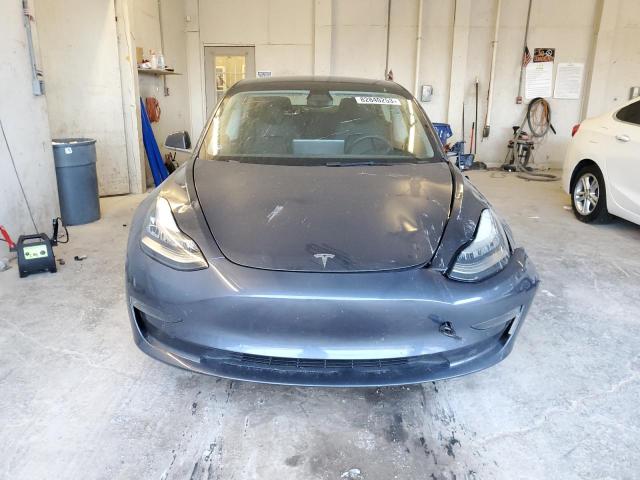 Photo 5 from auction – 2019 TESLA MODEL 3 with VIN 5YJ3E1EB2KF209985
