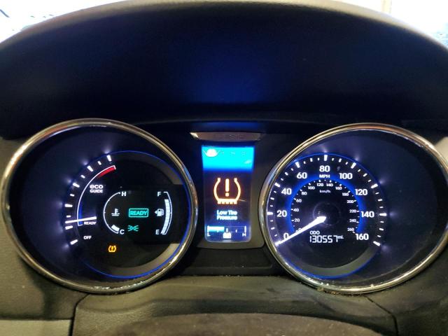 Photo 9 from auction – 2014 HYUNDAI SONATA HYB with VIN KMHEC4A43EA111483