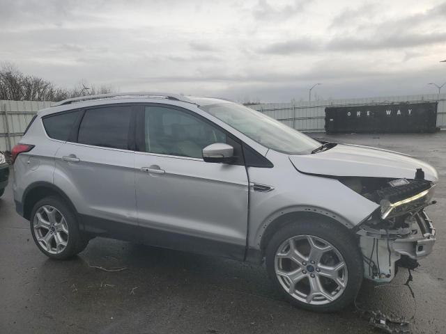 Photo 4 from auction – 2019 FORD ESCAPE TIT with VIN 1FMCU9J91KUB14700