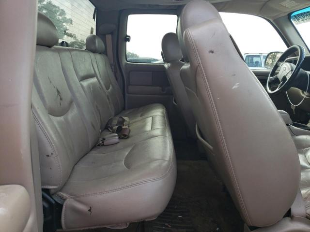 Photo 10 from auction – 2004 CHEVROLET SILVERADO with VIN 2GCEC19T041109665