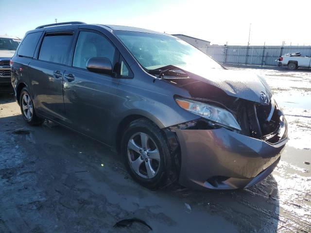 Photo 4 from auction – 2013 TOYOTA SIENNA LE with VIN 5TDKK3DC6DS310424