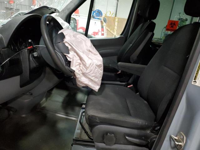 Photo 7 from auction – 2014 MERCEDES-BENZ SPRINTER 2 with VIN WD4PE8DC7E5873960