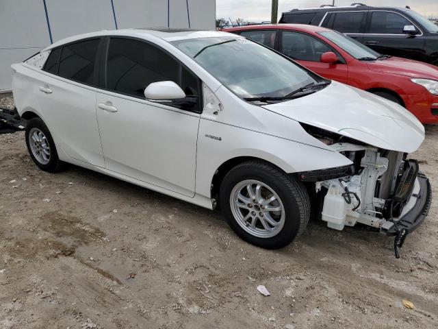 Photo 4 from auction – 2018 TOYOTA PRIUS with VIN JTDKARFU6J3068114