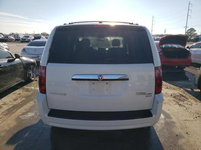 Photo 6 from auction – 2010 DODGE GRAND CARA with VIN 2D4RN5D16AR444213