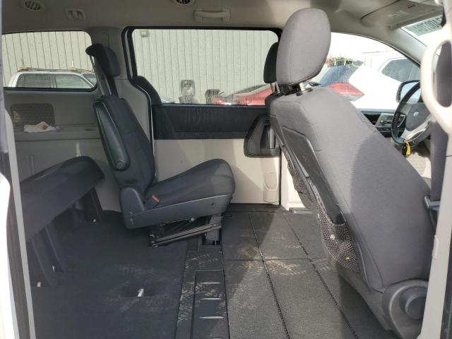 Photo 11 from auction – 2010 DODGE GRAND CARA with VIN 2D4RN5D18AR251299