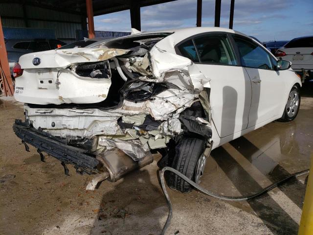 Photo 3 from auction – 2017 KIA FORTE LX with VIN 3KPFK4A77HE034110