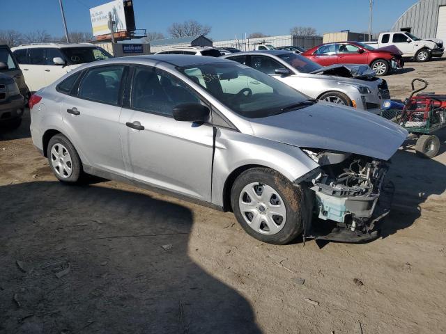 Photo 4 from auction – 2017 FORD FOCUS S with VIN 1FADP3E2XHL317258