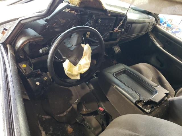 صورة رقم 8 من المزاد - 2004 GMC NEW SIERRA مع VIN 2GTEC19T141136714