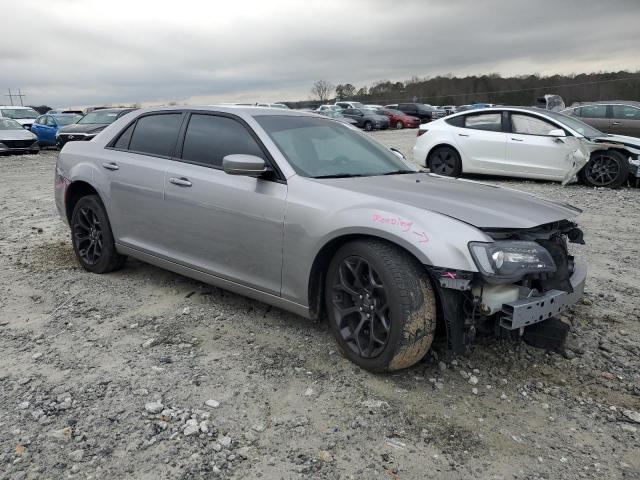 صورة رقم 4 من المزاد - 2018 CHRYSLER 300 S مع VIN 2C3CCABG5JH227447