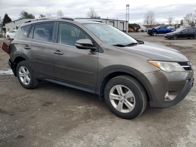 Photo 4 from auction – 2014 TOYOTA RAV4 XLE with VIN JTMRFREV8ED067041