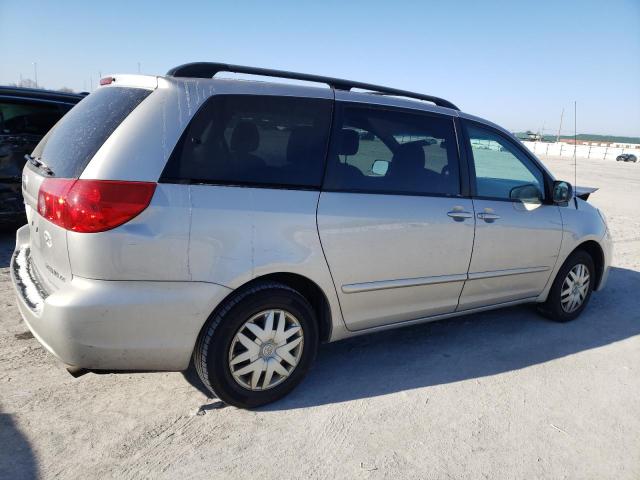 Photo 3 from auction – 2010 TOYOTA SIENNA CE with VIN 5TDKK4CC9AS331836