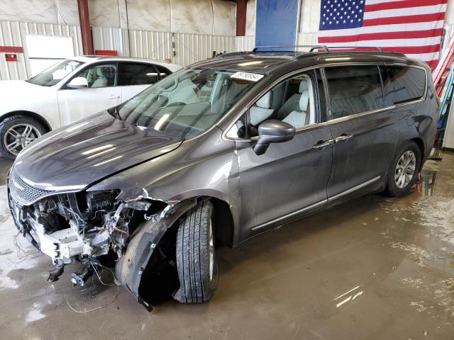 CHRYSLER PACIFICA T 2017 with VIN 2C4RC1BG4HR675897 - Photo from auction