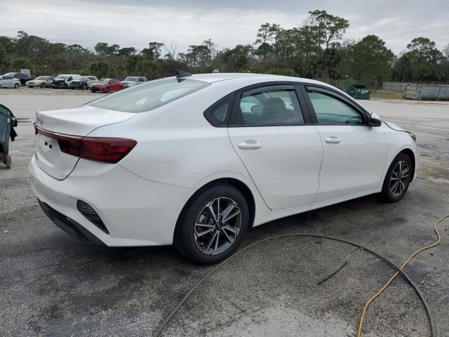 Photo 3 from auction – 2022 KIA FORTE FE with VIN 3KPF24AD4NE491409