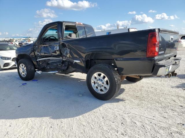 Photo 2 from auction – 2002 GMC SIERRA C25 with VIN 1GTHC24G92E133052
