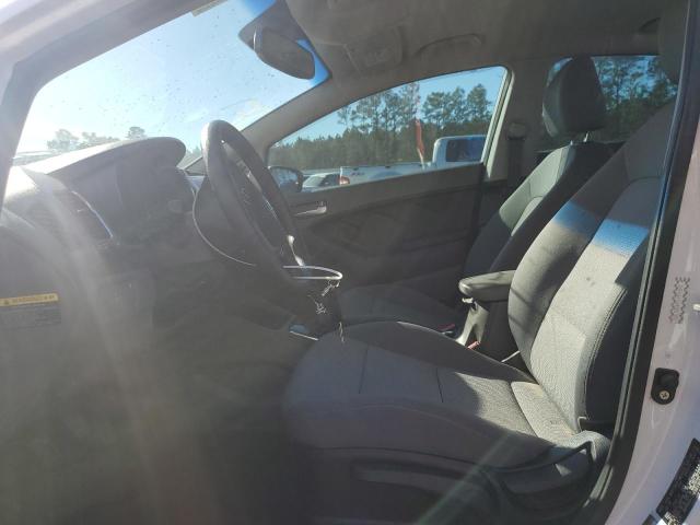 Photo 7 from auction – 2017 KIA FORTE LX with VIN 3KPFK4A72HE051302