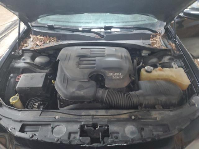 Photo 11 from auction – 2015 CHRYSLER 300 LIMITE with VIN 2C3CCAAG0FH908530