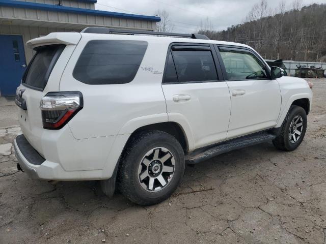 Photo 3 from auction – 2019 TOYOTA 4RUNNER SR with VIN JTEBU5JR3K5737198