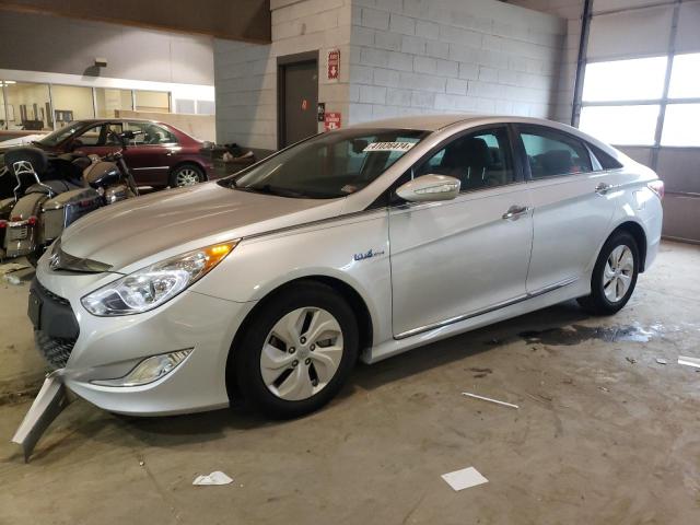 HYUNDAI SONATA HYB 2013 with VIN KMHEC4A48DA083999 - Photo from auction