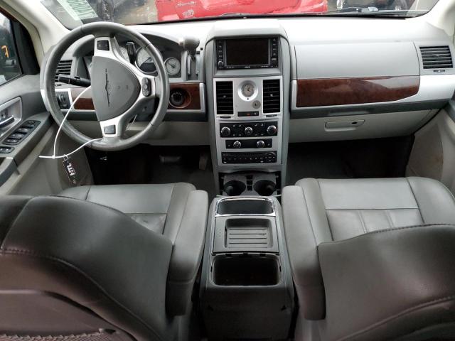 Photo 8 from auction – 2010 CHRYSLER TOWN & COU with VIN 2A4RR5D13AR117635