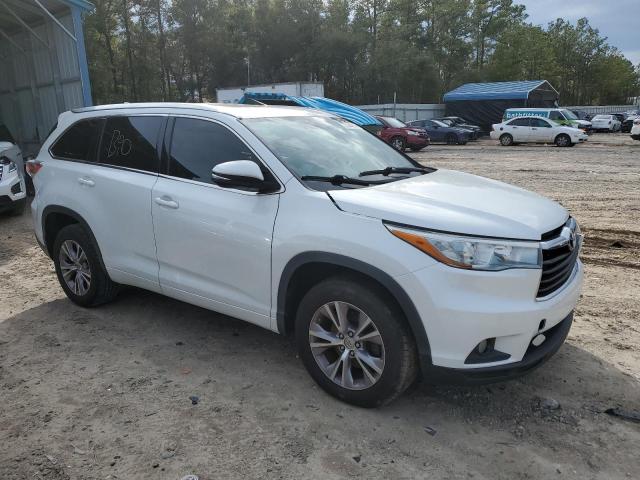 Photo 4 from auction – 2015 TOYOTA HIGHLANDER with VIN 5TDKKRFH1FS049539