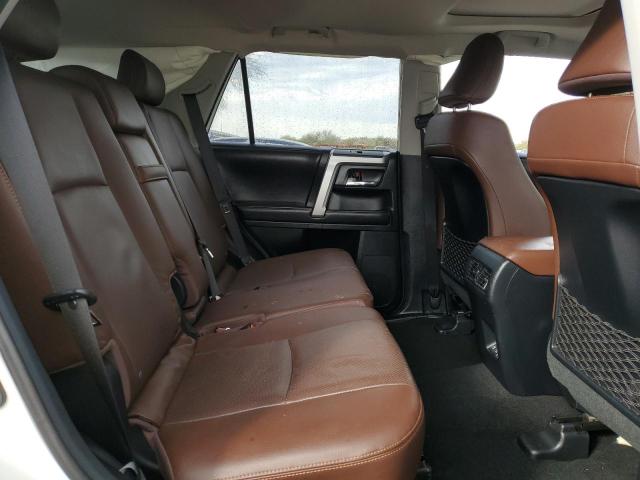 Photo 10 from auction – 2020 TOYOTA 4RUNNER SR with VIN JTEBU5JR8L5745170