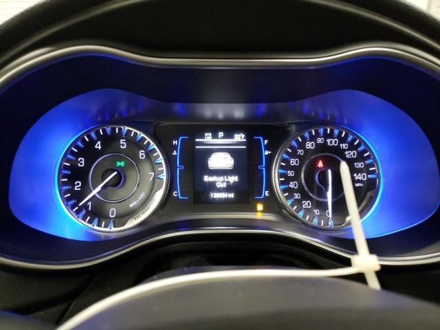 Photo 9 from auction – 2015 CHRYSLER 200 LIMITE with VIN 1C3CCCAB5FN554575