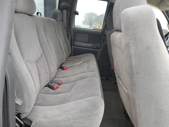 Photo 10 from auction – 2004 CHEVROLET SILVERADO with VIN 1GCEK19T74E272072