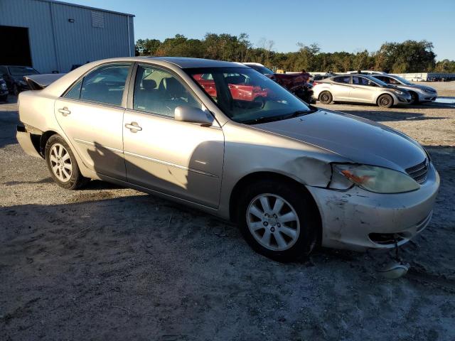 Photo 4 from auction – 2004 TOYOTA CAMRY LE with VIN 4T1BE30KX4U285152