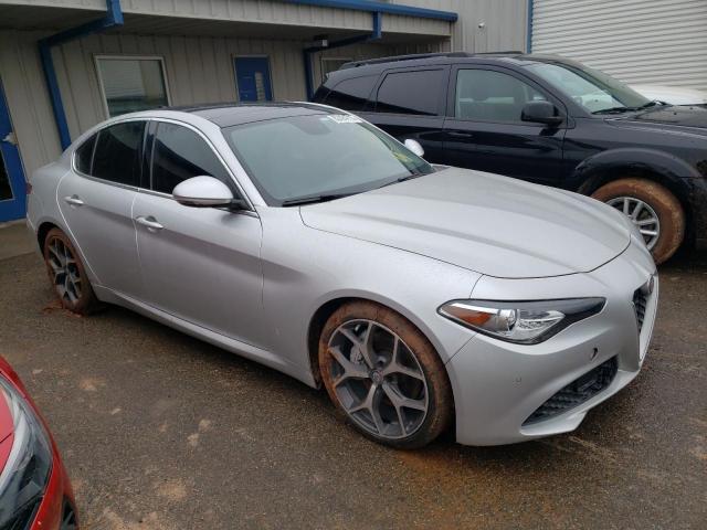 Photo 4 from auction – 2017 ALFA ROMEO GIULIA TI with VIN ZARFAECN4H7546515