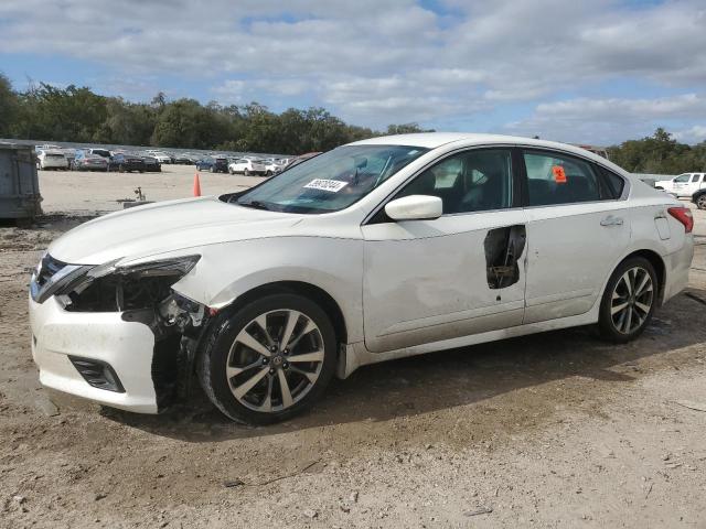 NISSAN ALTIMA 2.5 2016 with VIN 1N4AL3AP5GC224033 - Photo from auction
