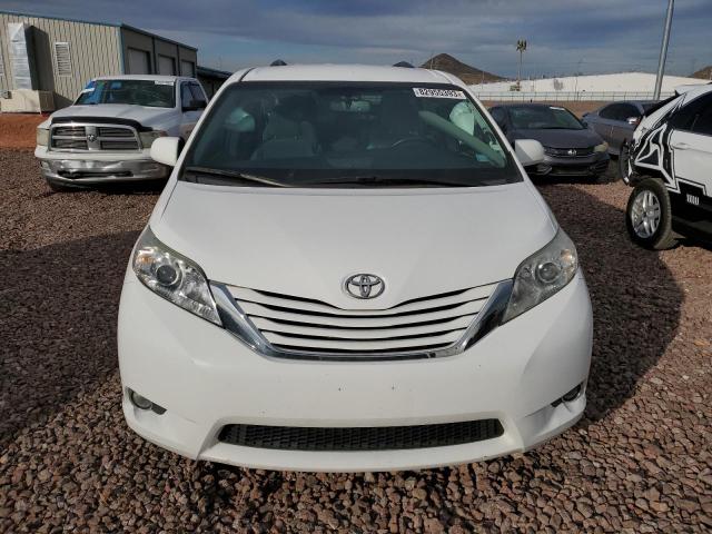 Photo 5 from auction – 2017 TOYOTA SIENNA LE with VIN 5TDKZ3DC7HS816703