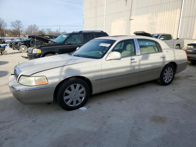 LINCOLN TOWN CAR U 2004 with VIN 1LNHM83W84Y641759 - Photo from auction