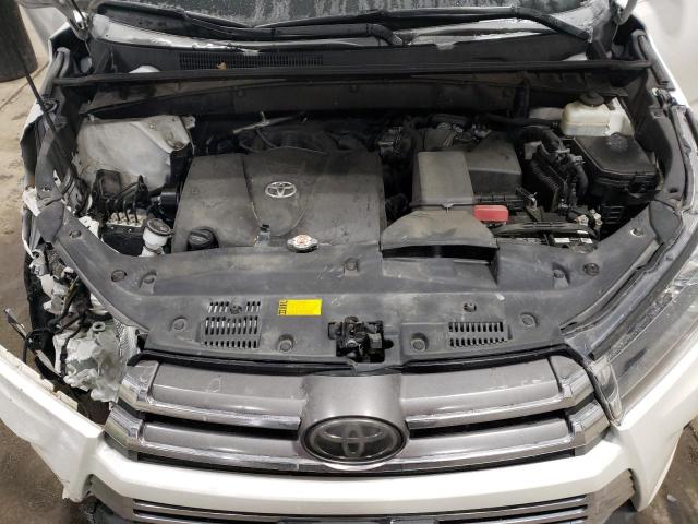 Photo 12 from auction – 2019 TOYOTA HIGHLANDER with VIN 5TDYZRFH6KS319431
