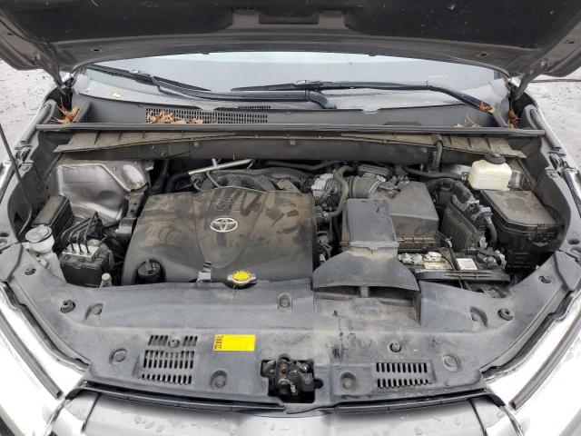 Photo 12 from auction – 2017 TOYOTA HIGHLANDER with VIN 5TDJZRFH1HS364996