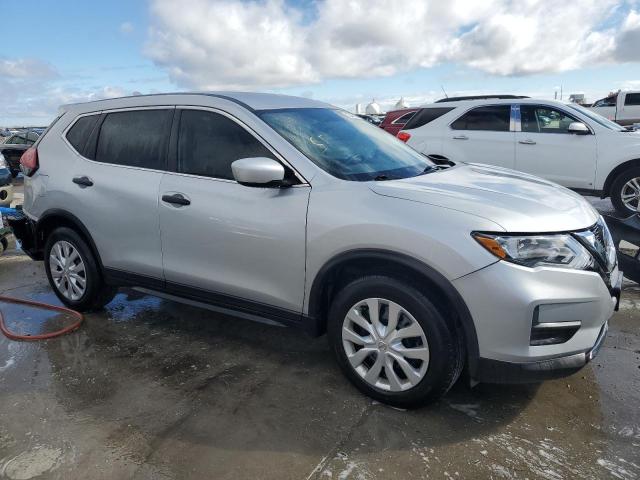 Photo 4 from auction – 2018 NISSAN ROGUE S with VIN 5N1AT2MT0JC703900