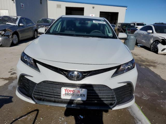 Photo 5 from auction – 2023 TOYOTA CAMRY LE with VIN 4T1C11AK2PU126438