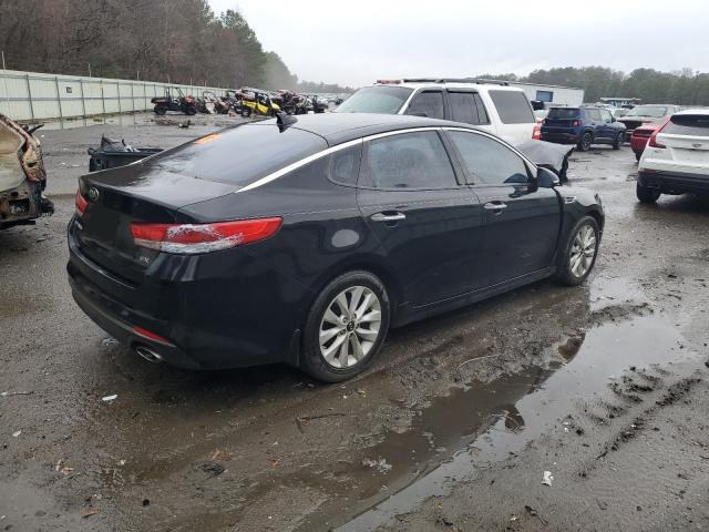 Photo 3 from auction – 2017 KIA OPTIMA EX with VIN 5XXGU4L36HG171815