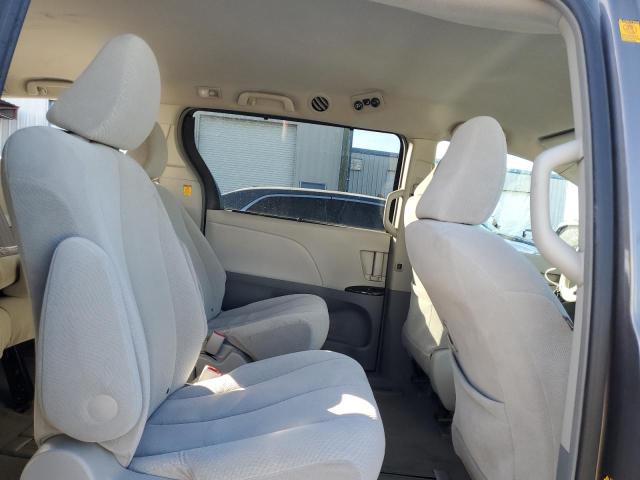 Photo 11 from auction – 2011 TOYOTA SIENNA LE with VIN 5TDKK3DC3BS095906