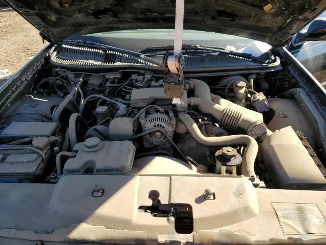 Photo 11 from auction – 2004 LINCOLN TOWN CAR E with VIN 1LNHM81W64Y659034