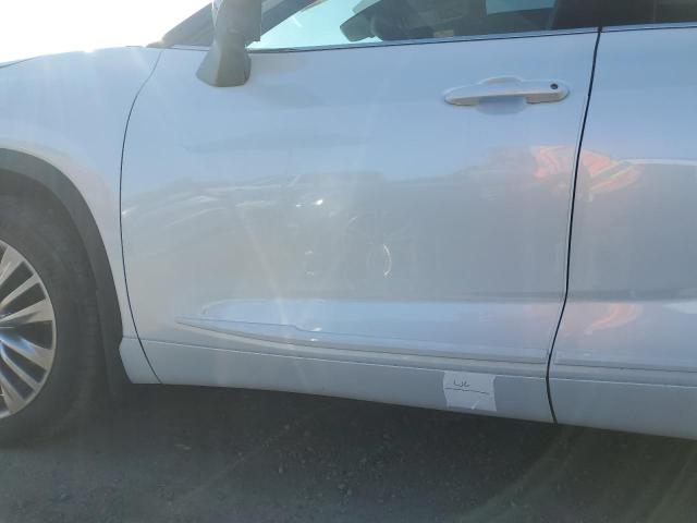 Photo 13 from auction – 2022 TOYOTA HIGHLANDER with VIN 5TDFZRBHXNS231533