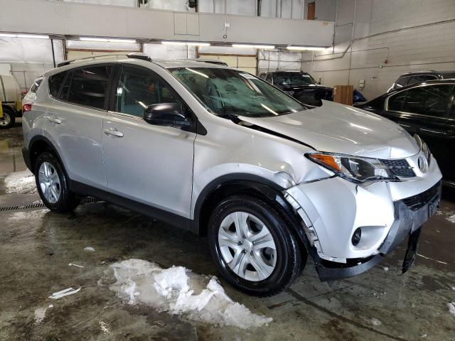 Photo 4 from auction – 2015 TOYOTA RAV4 LE with VIN 2T3BFREVXFW389105