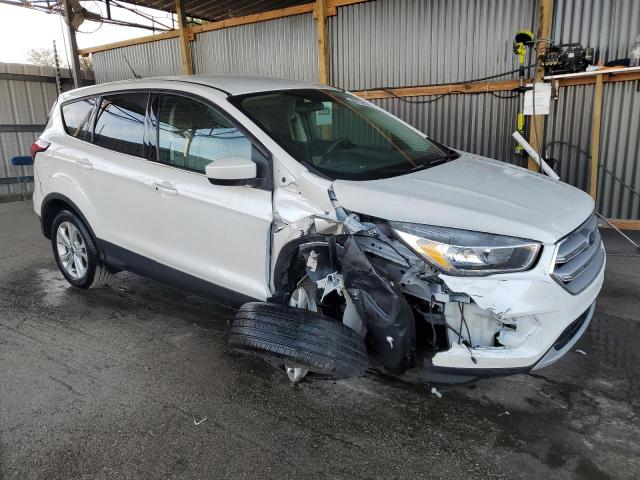 Photo 4 from auction – 2019 FORD ESCAPE SE with VIN 1FMCU0GD5KUB95899
