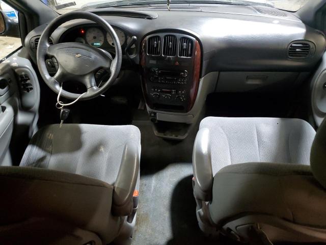 Photo 8 from auction – 2004 CHRYSLER TOWN & COU with VIN 2C4GP44R74R603971